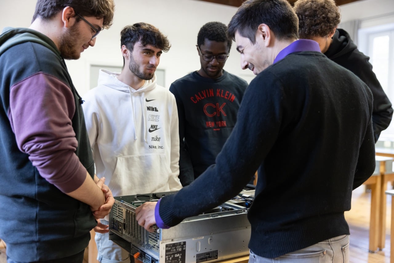 EKOLE LYCEE BAHUET 71 brive