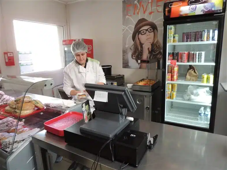 Restauration scolaire 4 52e92f_3b51e7f5a02c42d5b9b652de1ae03bf9~mv2