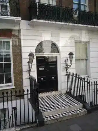 Ouverture internationale 1555 52e92f_46307f66aa5743eb85abfe7c38bb8617~mv2