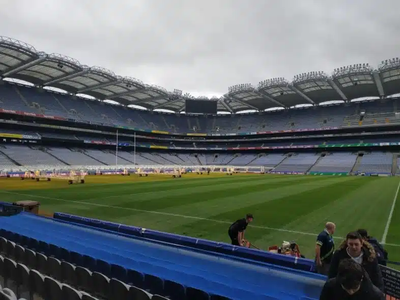 Ouverture internationale 1527 52e92f_89ac9fdc5c6a4852a7ecb5ca26baa003~mv2