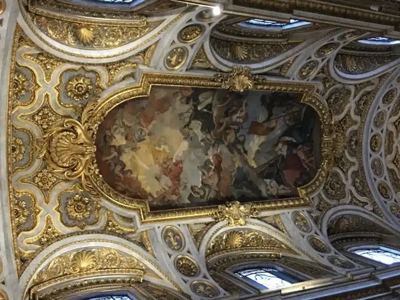 Ouverture internationale 1499 52e92f_9f90c762b7a94a69801290a85350e6f2~mv2