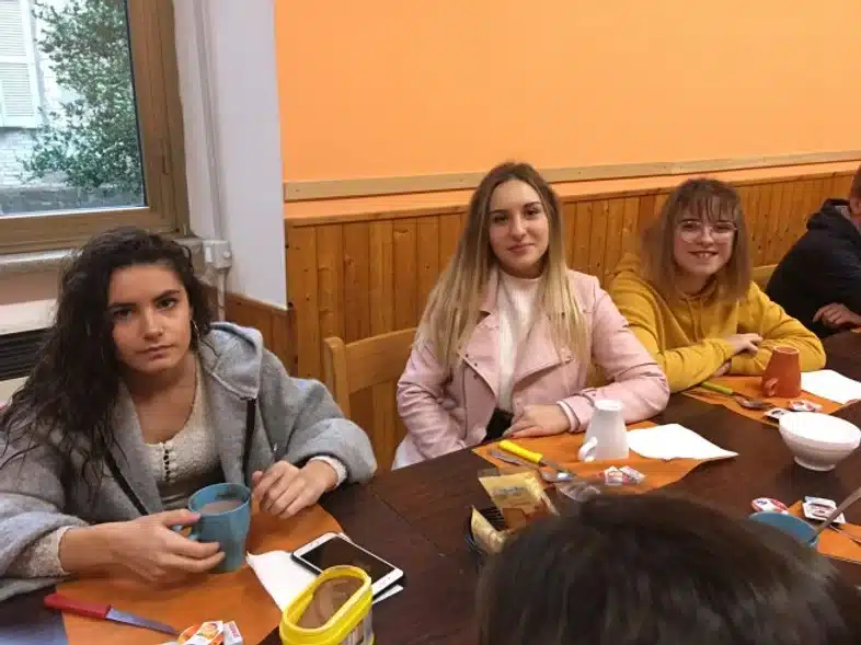 Ouverture internationale 1491 52e92f_a54785d69ba84ab1a2aa753acea84e4c~mv2