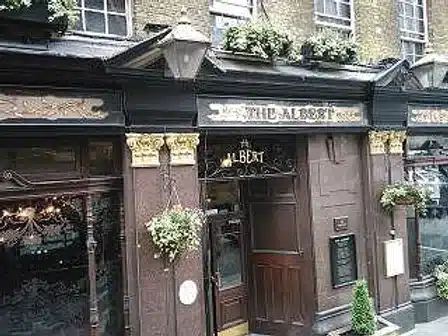 Ouverture internationale 1549 52e92f_b26d0287e877414295f37938146bea52~mv2