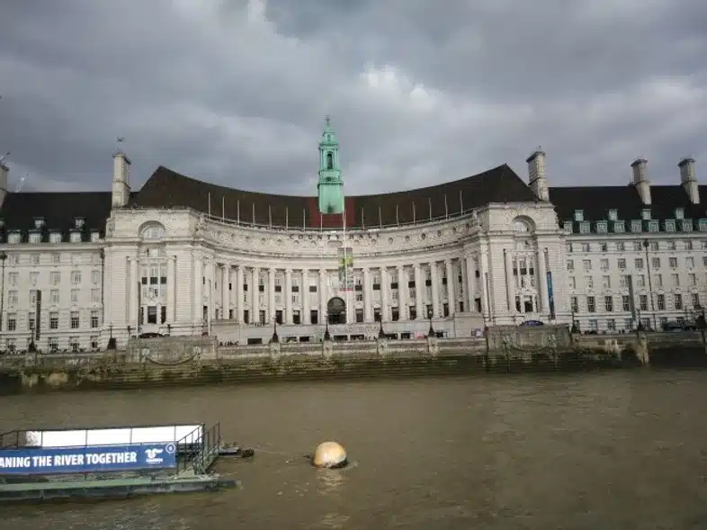 Ouverture internationale 1552 52e92f_f3738c6271fa4c729a9be5a5f9affa69~mv2