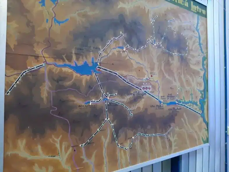 Ouverture internationale 854 52e92f_05ac9dcc562144da90a2280b656d65b7~mv2