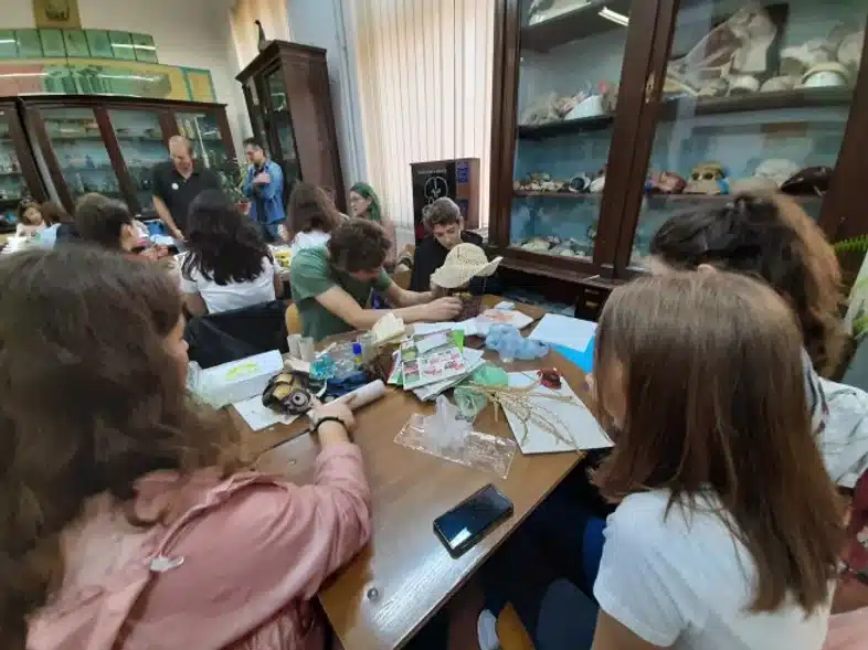 Ouverture internationale 798 52e92f_0788fc07c15a49feb05281745f2766c6~mv2