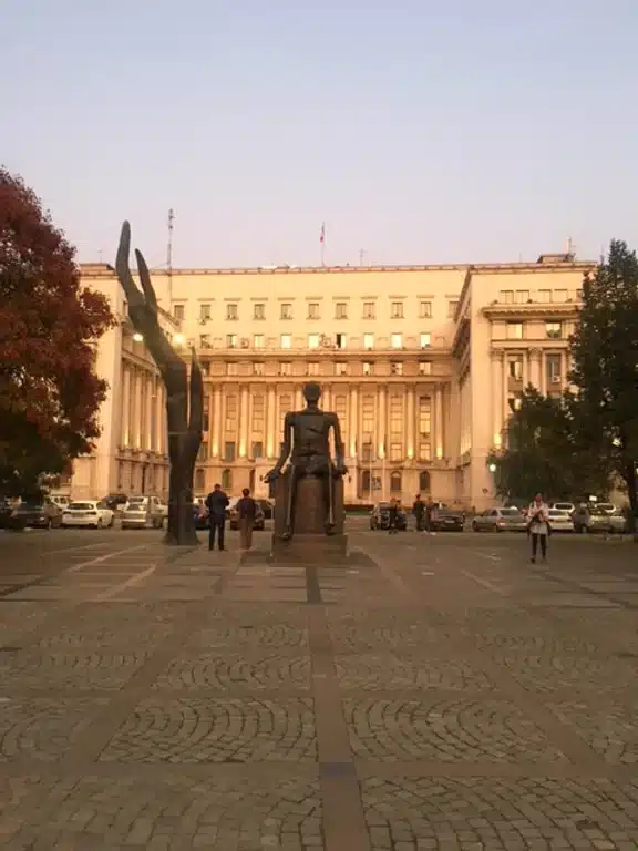 Ouverture internationale 924 52e92f_0a3719abb1cf400d98ddcb1ddfd40cc1~mv2