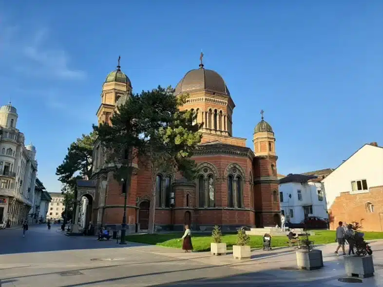 Ouverture internationale 781 52e92f_0b4f53588cab43329266b41ebb42525c~mv2