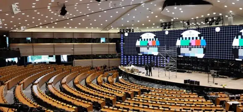 Ouverture internationale 437 52e92f_0d3c887593d245d994b9b6073ae388ea~mv2