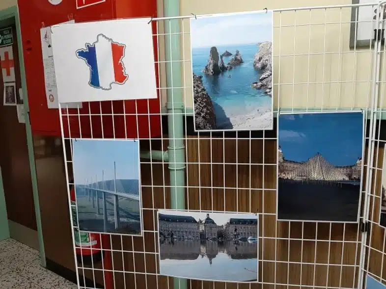 Ouverture internationale 624 52e92f_0d89e5ceaa1e48d9a967f34160735216~mv2