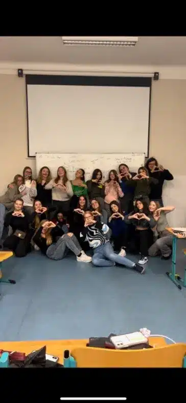 Ouverture internationale 115 52e92f_11015c722a654c718ece2bf9eb292212~mv2