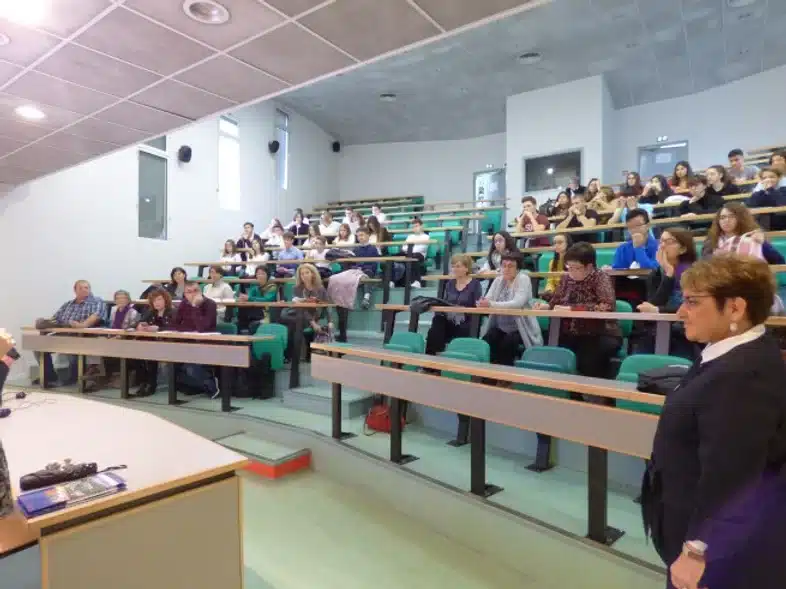 Ouverture internationale 981 52e92f_1604e88f335c409fac7dec191c49daab~mv2