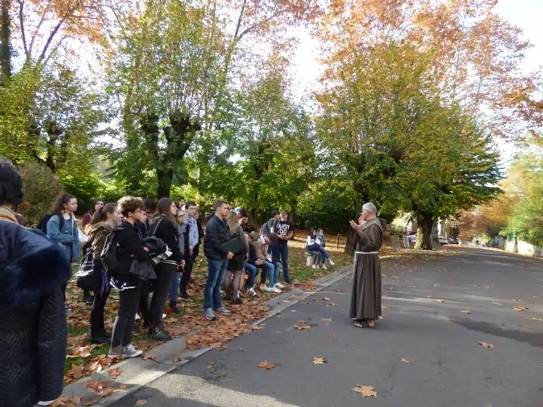 Ouverture internationale 1027 52e92f_195959c0db6f49f7898cd7963243cd3f~mv2