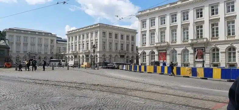 Ouverture internationale 401 52e92f_19a4e0fe7318499da1a122841f6bf260~mv2