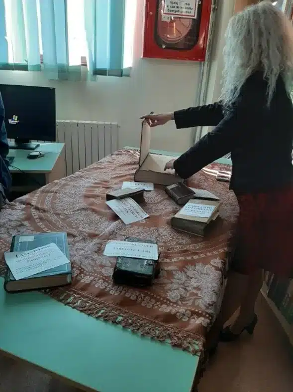 Ouverture internationale 759 52e92f_1cd8ff93fc824b0b8e8756b32a0d10f3~mv2