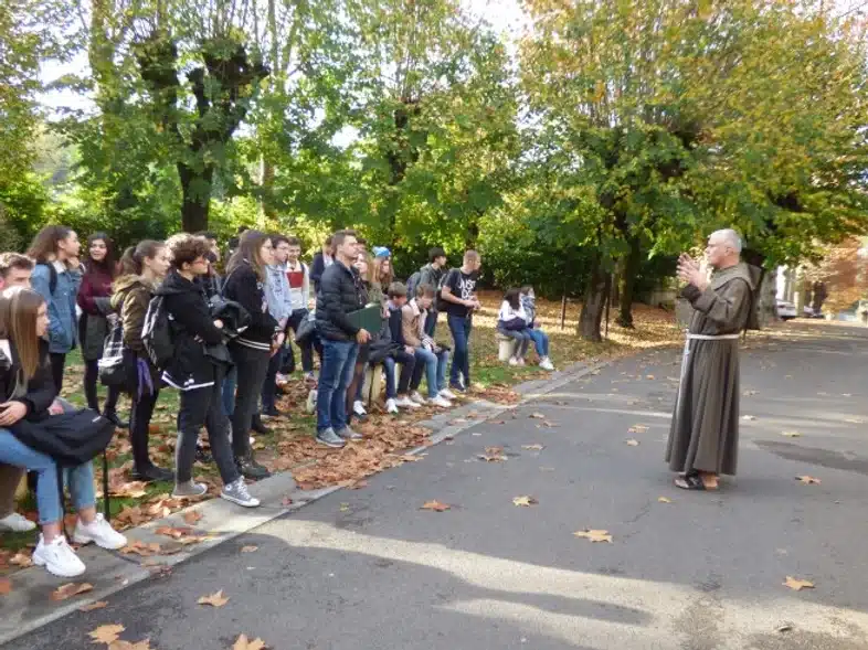 Ouverture internationale 1030 52e92f_1d07ccc5da374350bf411fefcc8eaf8d~mv2