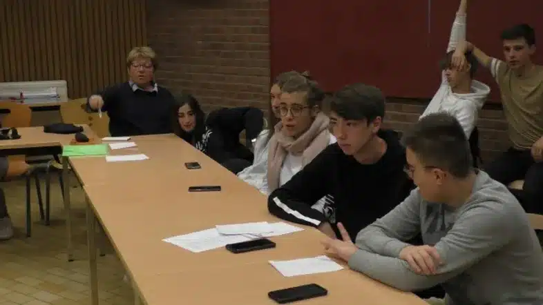 Ouverture internationale 558 52e92f_1d8bec38a4694be38c1f3fcb0d292446~mv2