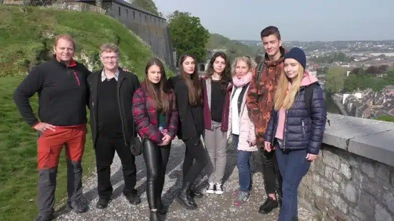 Ouverture internationale 701 52e92f_1fe1e34bd290417f9dcc7f8e946ea81d~mv2