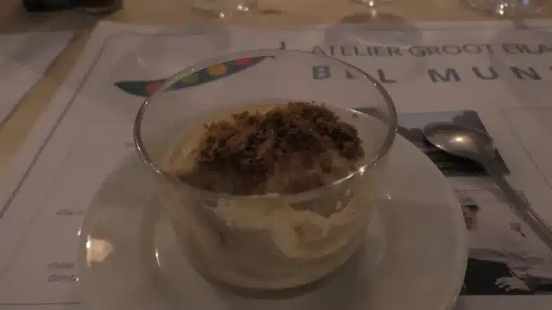 Ouverture internationale 371 52e92f_2290311dbd2944098c96449b4673cecc~mv2