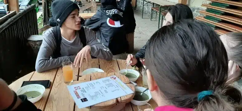 Ouverture internationale 489 52e92f_24bb192890994b0bb17bd897d69ba1e0~mv2