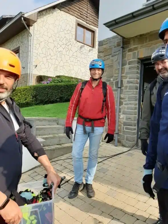 Ouverture internationale 288 52e92f_279a83b7887348fd836ebcedb349269d~mv2