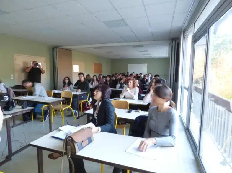 Ouverture internationale 1125 52e92f_28953eb9decd4d4298aa56973743f3e3~mv2