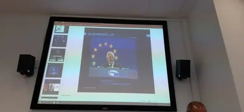 Ouverture internationale 443 52e92f_2a19a7fdcb7b41d2855aeec8547ca34d~mv2