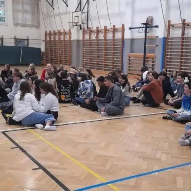 Ouverture internationale 181 52e92f_2e16038787984889a915dfae0ef13159~mv2