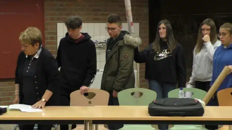 Ouverture internationale 654 52e92f_313055b02826441ebc9cdd9647deabe9~mv2