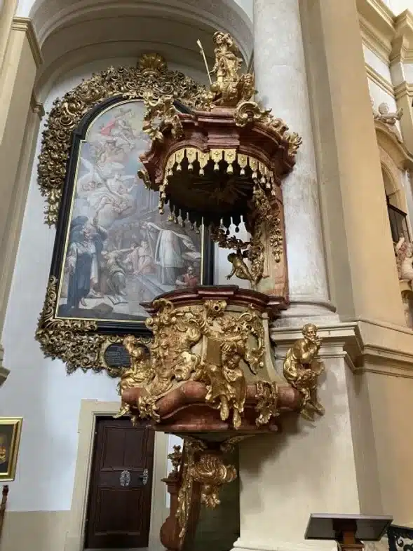 Ouverture internationale 1162 52e92f_35b7b260f3c44c43a6a2bdede89163ea~mv2