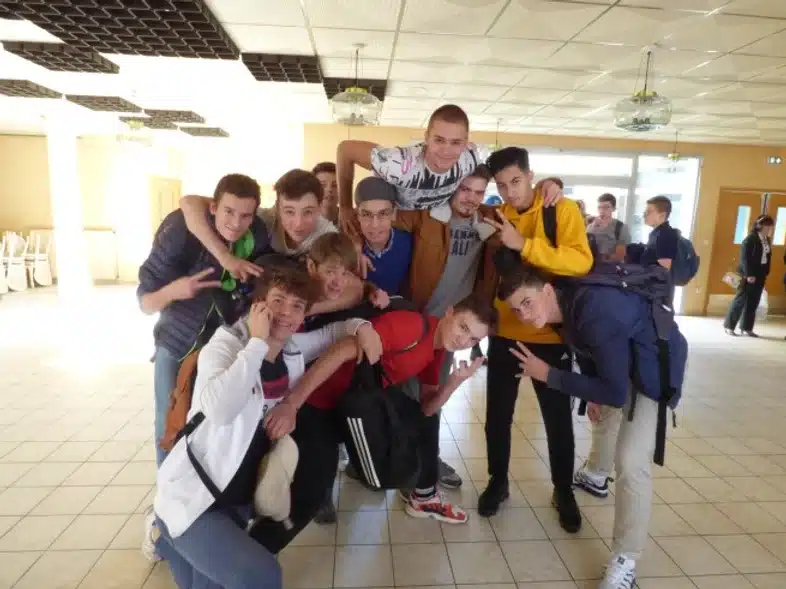 Ouverture internationale 1127 52e92f_365cdd1866b54c5aadc6236e0764caef~mv2