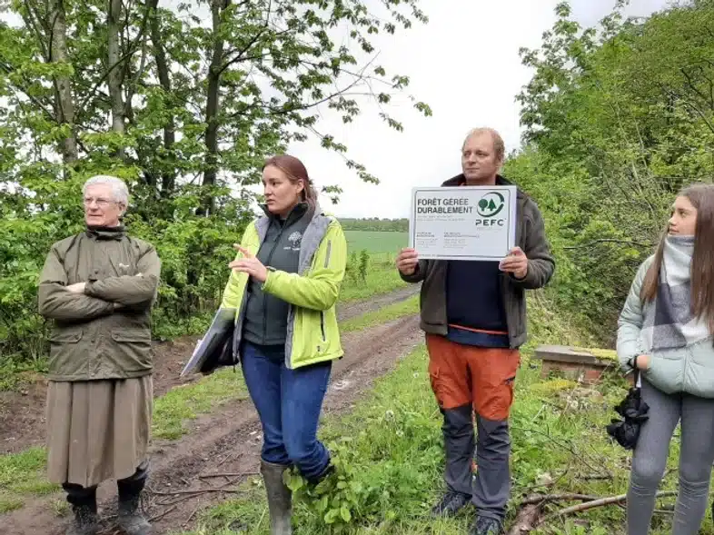 Ouverture internationale 582 52e92f_38b83bb8011f403897eaa281014983c3~mv2