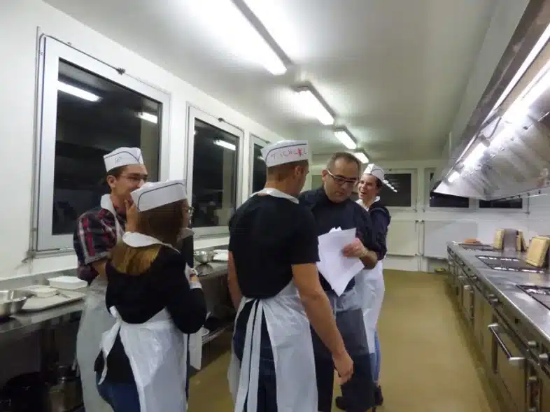 Ouverture internationale 1033 52e92f_3ab2866d504a40e2b224fa1a7b91ef39~mv2