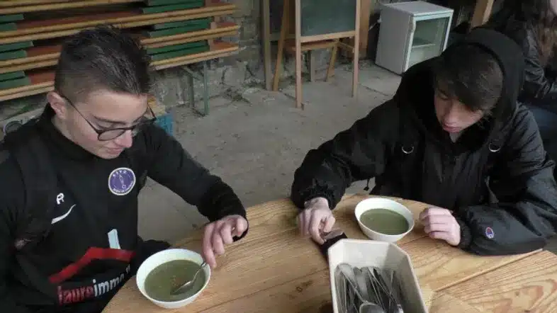 Ouverture internationale 502 52e92f_3af1b6a35f344b35b4e59ae23061d459~mv2