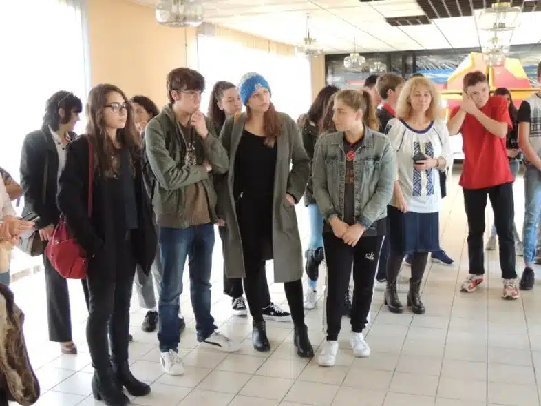 Ouverture internationale 1107 52e92f_3afc95a97c3240bb819e9ec83cdce490~mv2