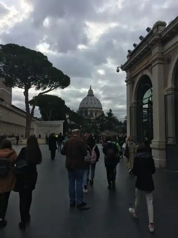 Ouverture internationale 1300 52e92f_3bec3e8f3a15463c9b042743be59deb1~mv2