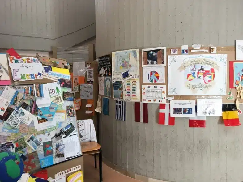 Ouverture internationale 1332 52e92f_3c995e938db349f5b589bb4669fee8d7~mv2