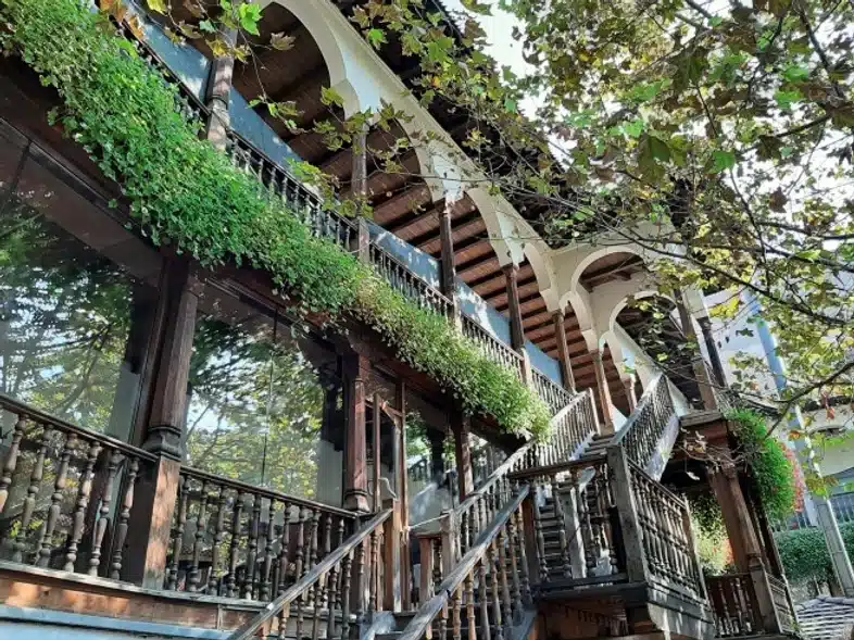 Ouverture internationale 892 52e92f_3f8e5c23ca2c4ab1ad0d61f867bf866d~mv2