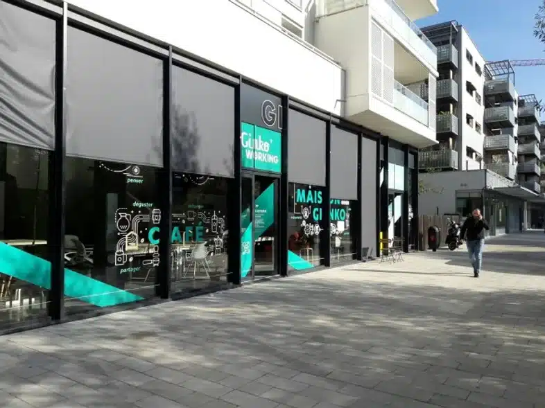 Ouverture internationale 1057 52e92f_40f2a50dc1b6495daa2c6eee079cfc19~mv2