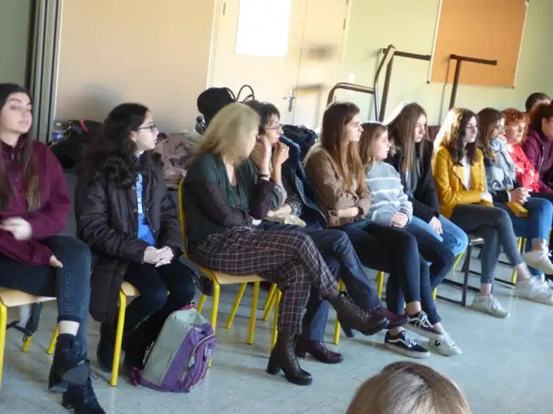 Ouverture internationale 989 52e92f_4a2730339ccb4166a4722d4b5c4f321a~mv2