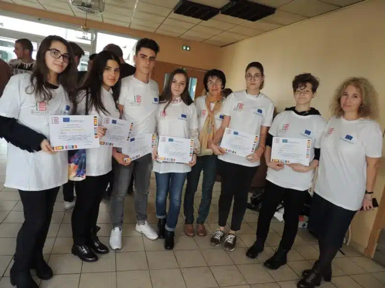 Ouverture internationale 1087 52e92f_4fb63e346dd3461e9e3dda82550a086a~mv2