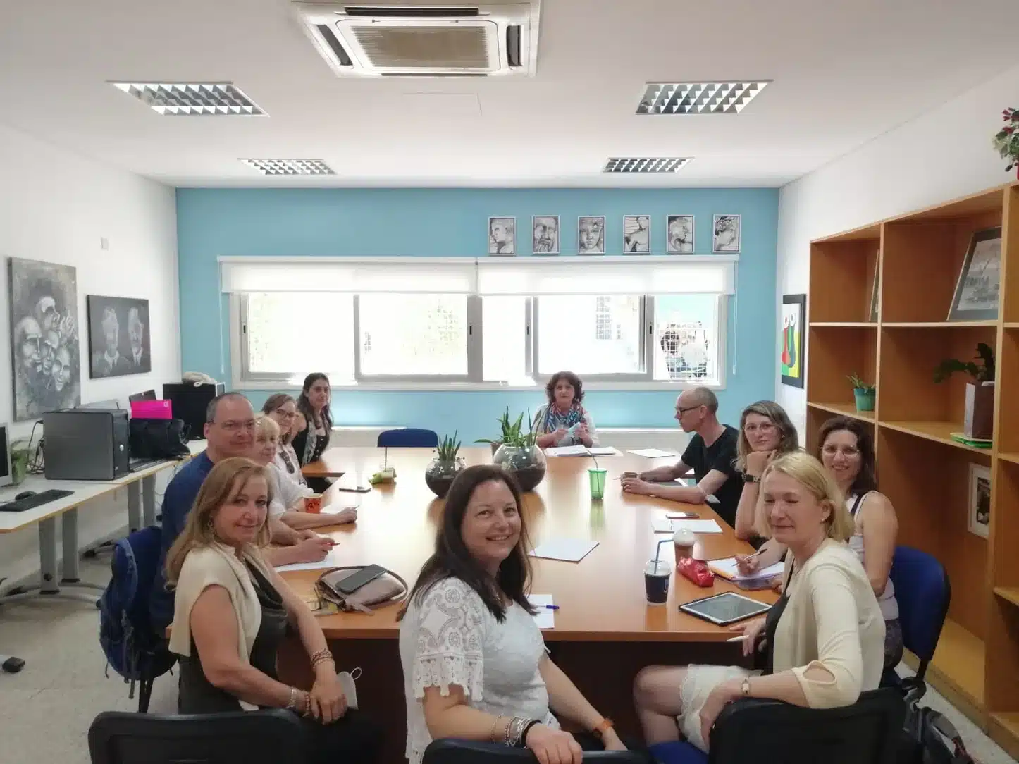 Ouverture internationale 236 52e92f_5a6a3ef277944962916035dd204a2f97~mv2