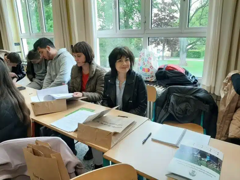 Ouverture internationale 494 52e92f_5b161b37249f464fb67c77d1dd191cd0~mv2