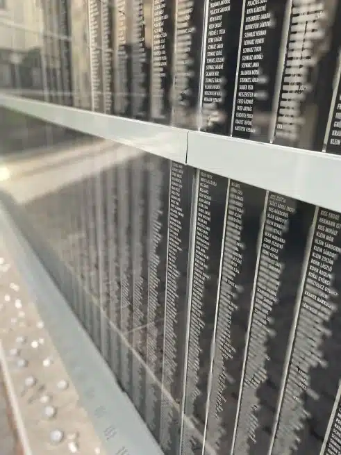 Ouverture internationale 197 52e92f_5bb44117bde742bb81674b639fb1c158~mv2