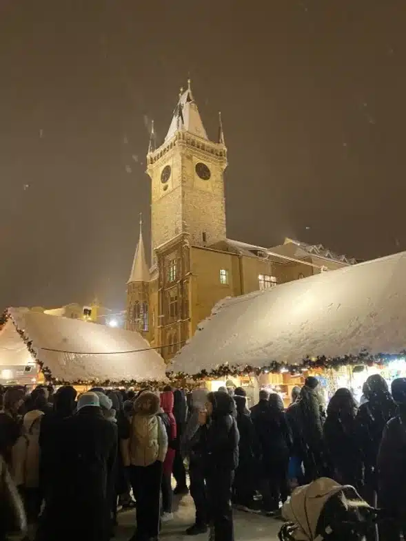 Ouverture internationale 13 52e92f_5da61cd05a3b4d6b9be0f924da45b2a8~mv2