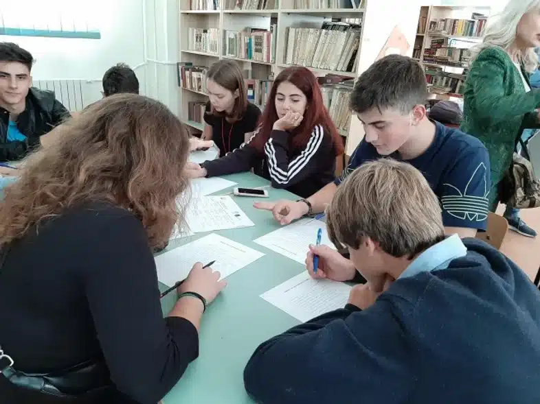 Ouverture internationale 764 52e92f_60731a7fa2f84b2eb33aee10cd6aa894~mv2