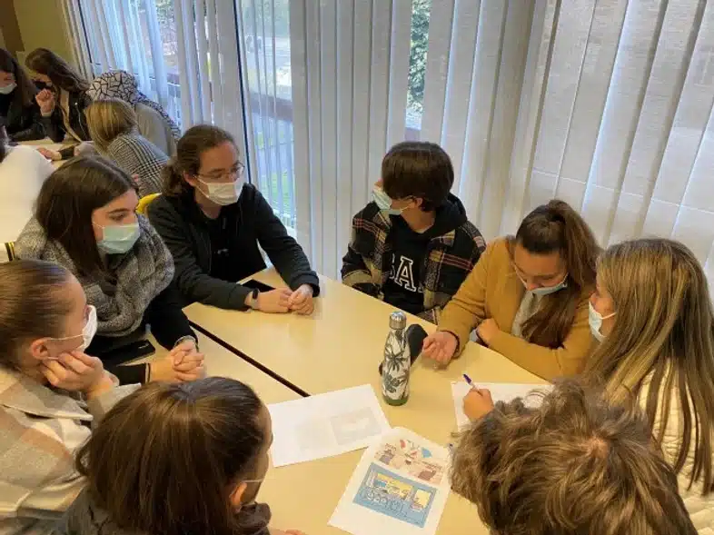 Ouverture internationale 1210 52e92f_69b247c2182b48feaccaf9c97d8436b4~mv2