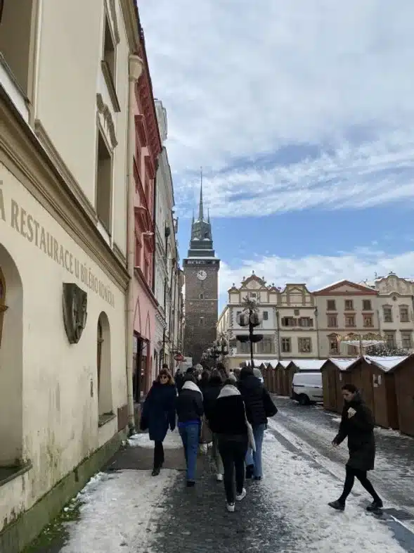 Ouverture internationale 79 52e92f_6c11f4ac96f7442a9dda370b85eada8c~mv2