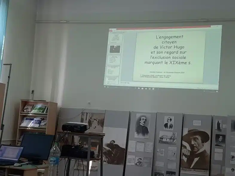 Ouverture internationale 797 52e92f_70faffd688f84b74ade4d2fe5dcda23a~mv2