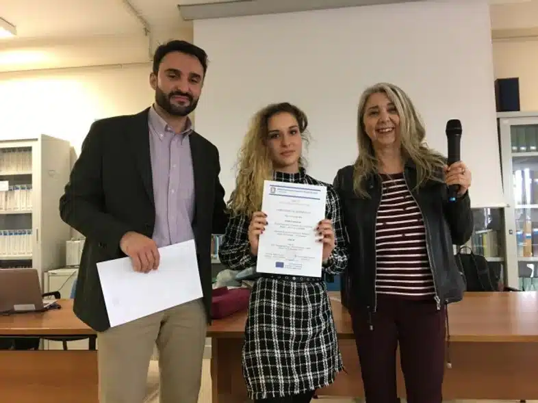 Ouverture internationale 1262 52e92f_722ee11e3ea0487c870408edb14fdcad~mv2